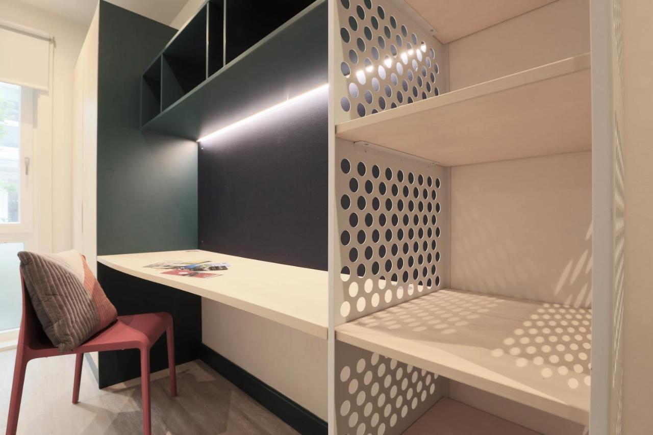 Destiny Student - Parkgate (Adults Only) Apartment Дъблин Екстериор снимка